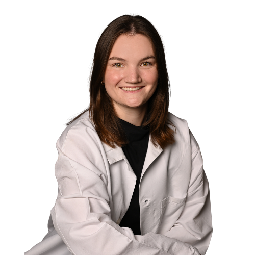 Emma Stossel Headshot